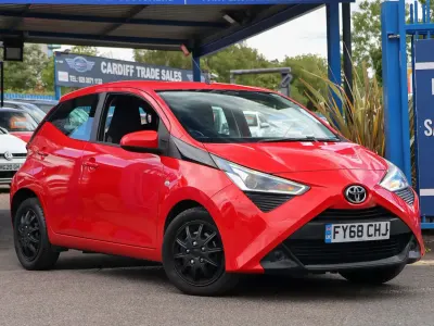 Used Toyota Aygo X-play 2018 Red Hatchback