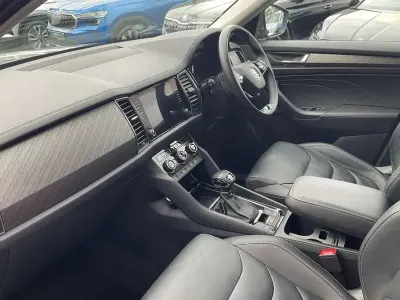Second-hand Skoda Kodiaq SE L Executive 150 CP (110 kW) 2023 Gri SUV