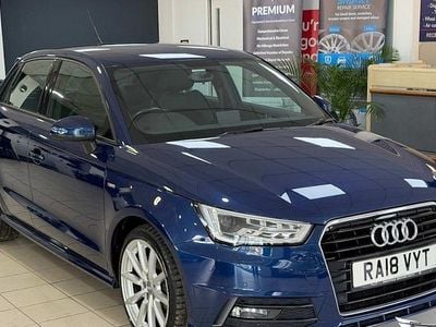 Usado Audi A1 Sportback S-Line 125 HP (91 kW) 2018 Azul Citadino