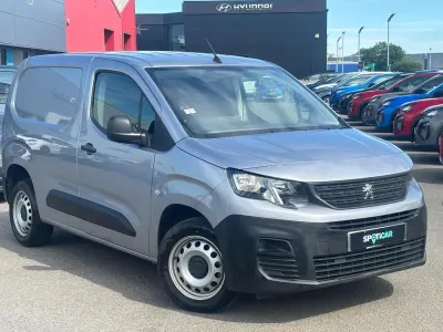 Used Peugeot Partner Premium 100 HP (73 kW) 2023 Grey MPV