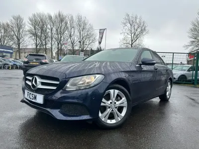 Usado Mercedes C200 Executive 184 CV (135 kW) 2016 Azul Berlina
