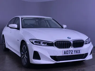 Used BMW 330e Sport Line 292 HP (214 kW) 2022 White Sedan
