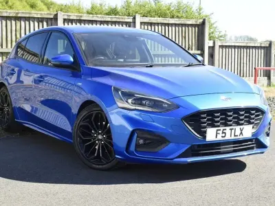 Usado Ford Focus ST-Line X 120 CV (88 kW) 2018 Azul Utilitario