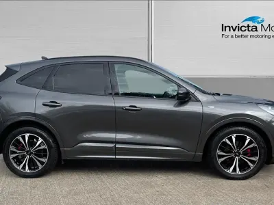 Second-hand Ford Kuga ST-Line X 150 CP (110 kW) 2022 Gri SUV