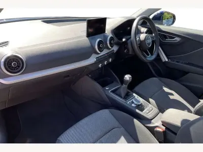 Używany Audi Q2 Sport 150 KM (110 kW) 2022 Niebieski SUV