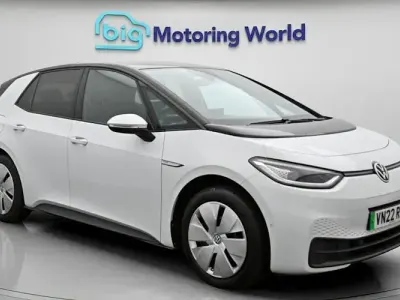 Used VW ID.3 Pro Performance 150 kW (204 HP) 2022 White Hatchback