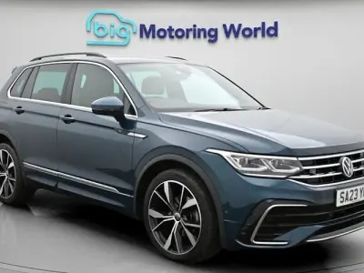 Używany VW Tiguan R-line 150 KM (110 kW) 2023 Niebieski SUV