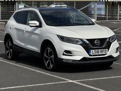 Used Nissan Qashqai Tekna 115 HP (84 kW) 2018 White SUV