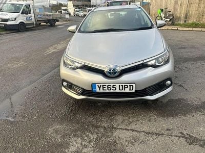Used Toyota Auris Hybrid 2015 Silver Estate