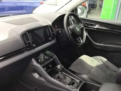 Used Skoda Karoq 110 HP (80 kW) 2019 Black magic pearlescent SUV