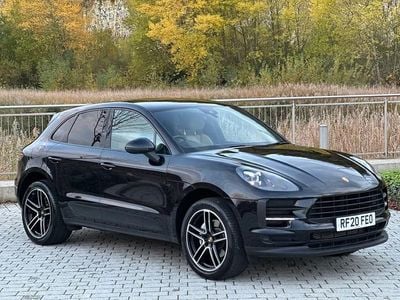 Black Used 2020 Porsche Macan SUV | £33,490 (Fair price)