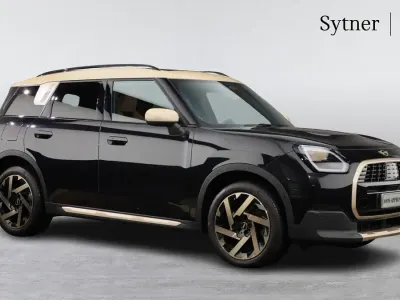Używany Mini Countryman 168 KM (123 kW) 2024 Czarny SUV