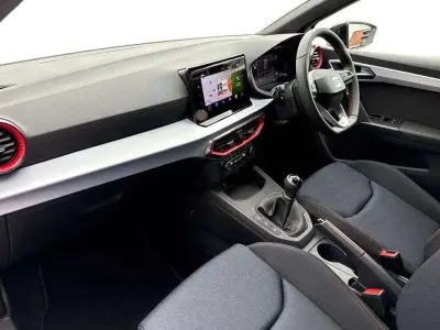 New Seat Ibiza FR 113 HP (83 kW) 2025 White Hatchback
