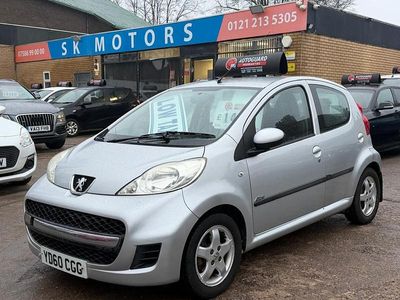 Used Peugeot 107 Allure 68 HP (50 kW) 2010 Silver Hatchback