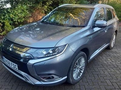 Mitsubishi Outlander P-HEV