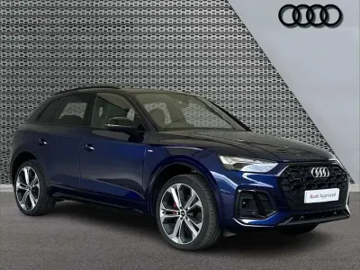 Used Audi Q5 Comfort 261 HP (191 kW) 2022 Blue SUV