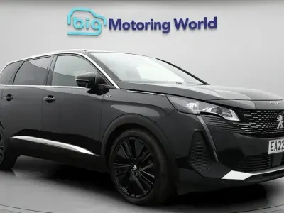 Used Peugeot 5008 Premium 131 HP (96 kW) 2022 Black SUV