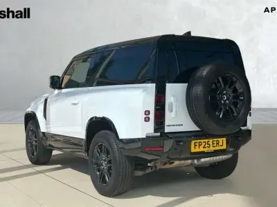 Gebraucht Land Rover Defender SE Dynamic 249 PS (183 kW) 2025 Weiß SUV