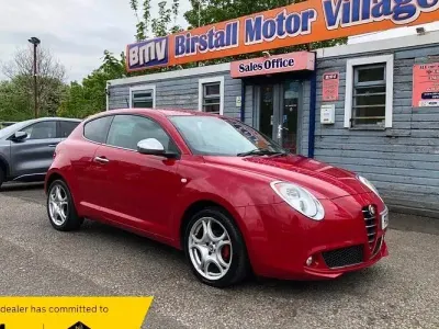 Used Alfa Romeo MiTo Distinctive 105 HP (77 kW) 2013 Red Hatchback