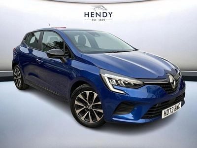Used Renault Clio V Evolution 90 HP (66 kW) 2024 Blue  Hatchback