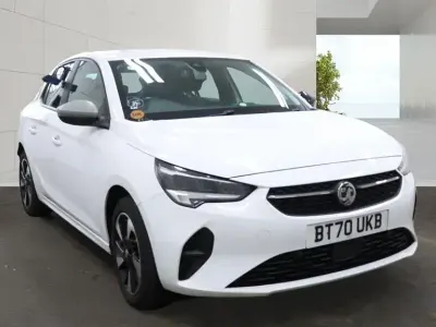 Used Vauxhall Corsa-e 100 kW (136 HP) 2021 White Hatchback
