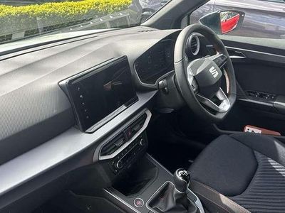 Nowe Seat Arona Black Edition 115 KM (84 kW) 2025 Biały SUV