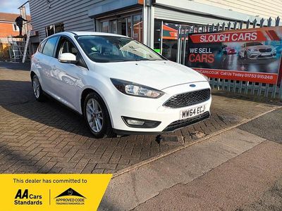 White Used 2014 Ford Focus Zetec Hatchback | £1,895 (Fair price)