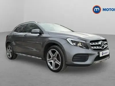 Begagnad Mercedes GLA200 AMG line 156 HK (114 kW) 2018 Grå SUV