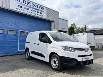 Used Toyota Proace Active 2022 White MPV