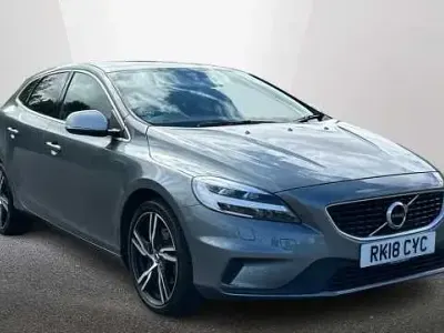 Gebraucht Volvo V40 R-Design 150 PS (110 kW) 2018 Grau Kombi