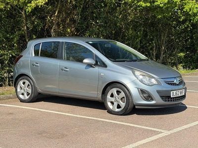 Second-hand Vauxhall Corsa 2012 Argintiu Hatchback