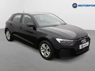 Używany Audi A1 2023 Czarny SUV