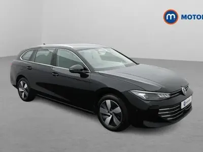 Used VW Passat Life 204 HP (150 kW) 2025 Black Estate