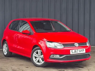 Used VW Polo Edition 60 HP (44 kW) 2017 Red Hatchback