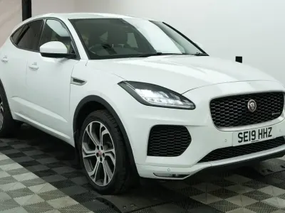Używany Jaguar E-Pace R-Dynamic 150 KM (110 kW) 2019 Biały SUV