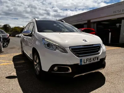 Used Peugeot 2008 Allure 120 HP (88 kW) 2015 White SUV