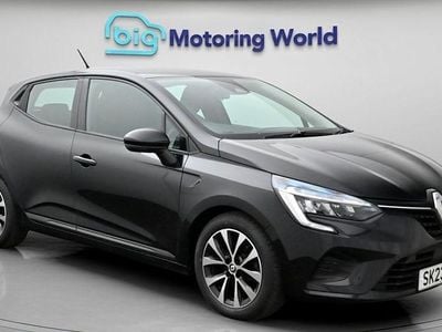 Begagnad Renault Clio V Evolution 90 HK (66 kW) 2023 Svart Halvkombi