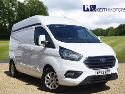 Used Ford Transit Custom Limited 130 HP (95 kW) 2023 White Van