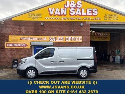 Used Renault Trafic Business 150 HP (110 kW) 2022 Grey MPV