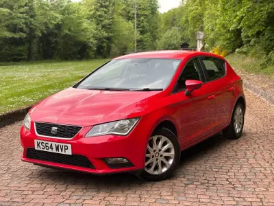 Begagnad Seat Leon SE 110 HK (80 kW) 2014 Röd Halvkombi