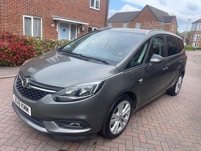 Second-hand Vauxhall Zafira SRi 140 CP (102 kW) 2018 Gri Monovolum