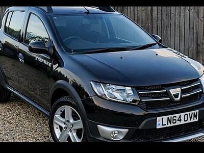 Black Used 2014 Dacia Sandero Lauréate Hatchback | £3,745 (Fair price)