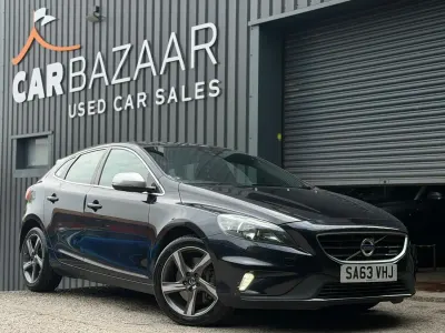 Gebraucht Volvo V40 R-Design 150 PS (110 kW) 2013 Schwarz Kleinwagen
