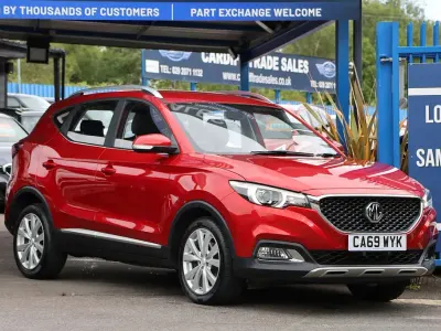 Used MG ZS Excite 106 HP (77 kW) 2019 Red SUV