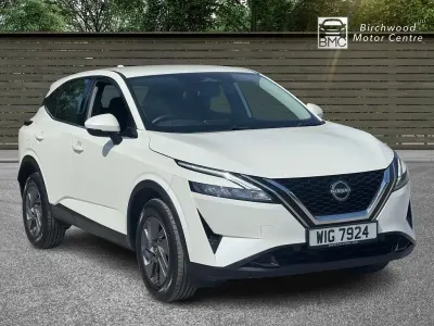 Used Nissan Qashqai Acenta Premium 140 HP (102 kW) 2023 White SUV