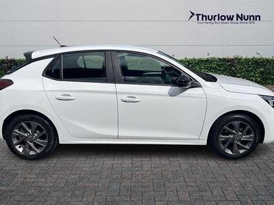Used Vauxhall Corsa Design Edition 75 HP (55 kW) 2024 Arctic white Hatchback