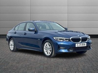 BMW 330e