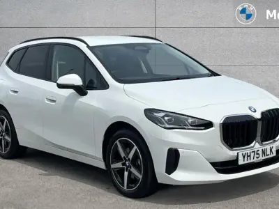 Used BMW 220 Sport Line 156 HP (114 kW) 2025 Alpine white