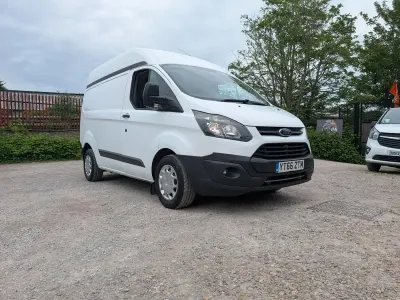Begagnad Ford Transit Custom 105 HK (77 kW) 2016 Vit Van