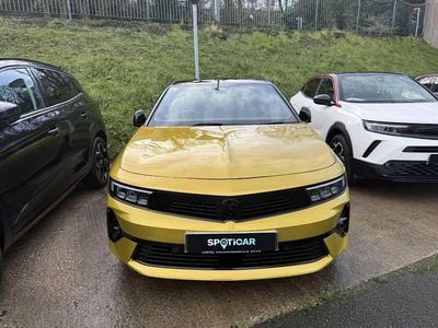 Used Vauxhall Astra GS Line 128 HP (94 kW) 2023 Yellow Hatchback